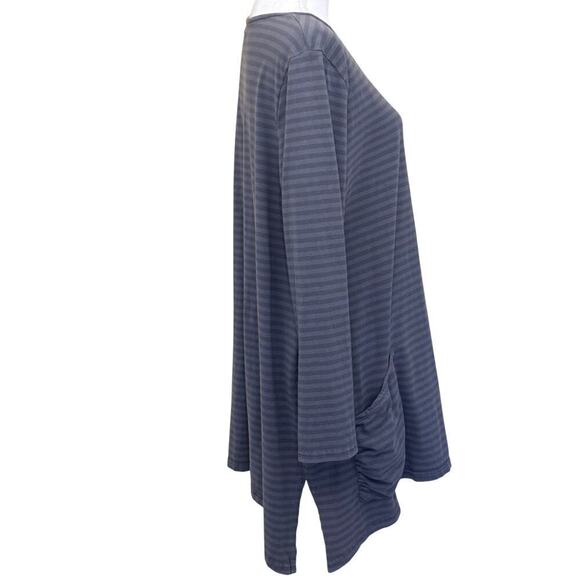Iridium gray striped top, oversized, lagenlook, layering, artsy, minimalist - Picture 2 of 7